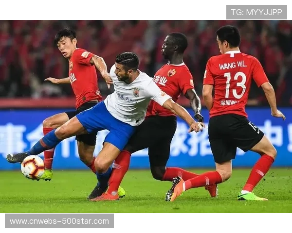 升班马科莫的崛起之路:资本注入与青春风暴的双重驱动 升班马科莫的崛起之路:资本注入与青春风暴的双重驱动